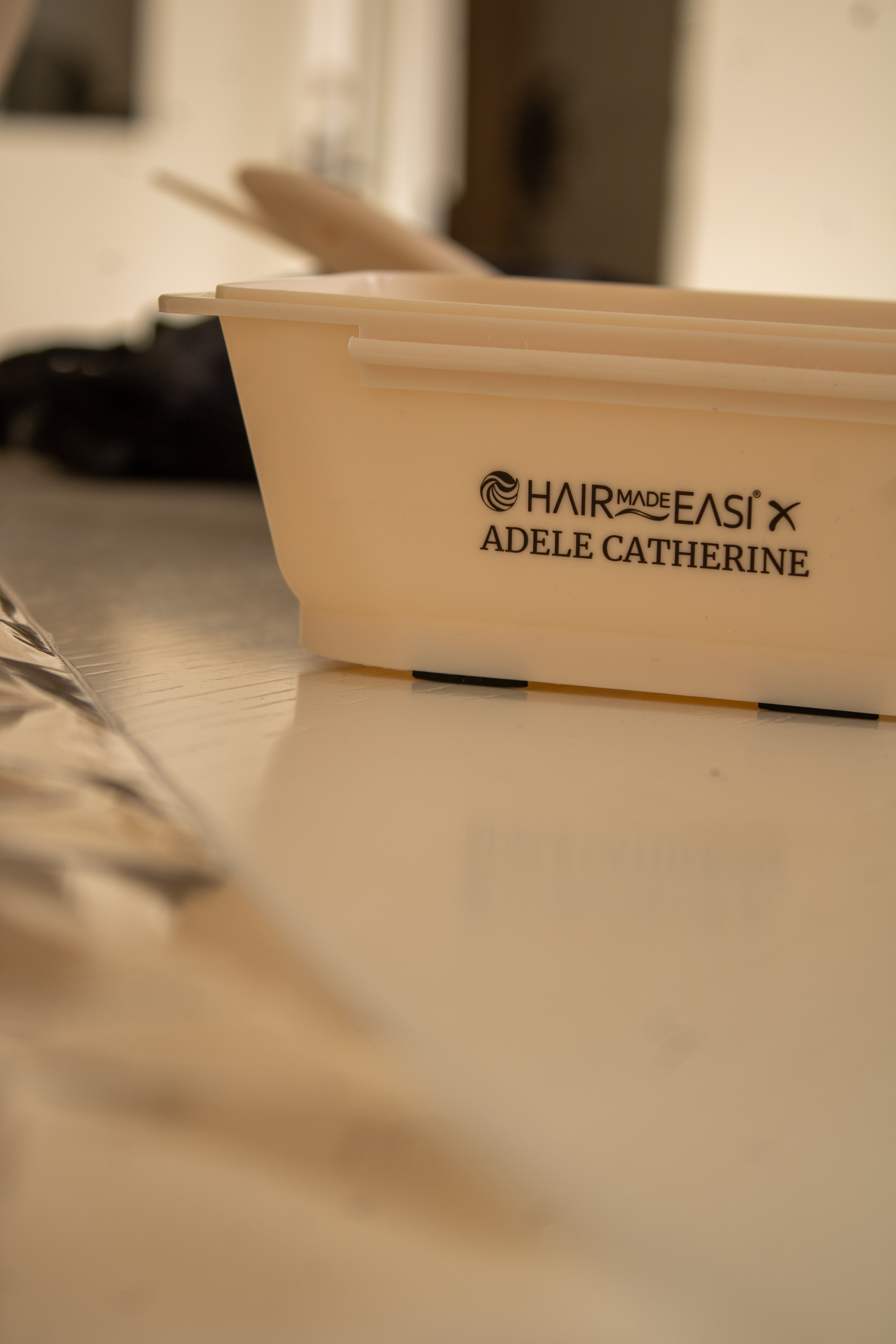 The ADELE CATHERINE X HAIR MADE EASI BALAYAGE KIT