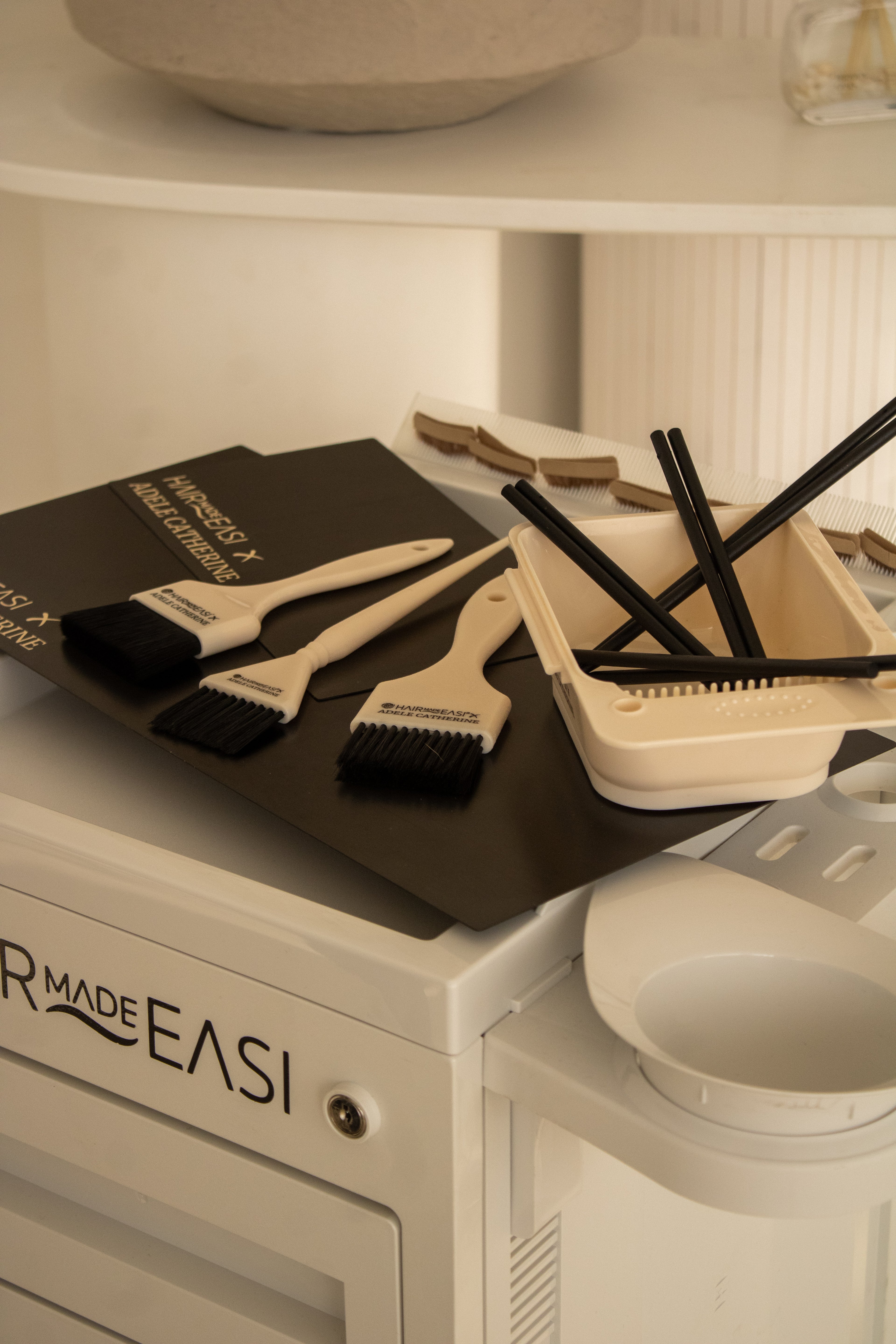 The ADELE CATHERINE X HAIR MADE EASI BALAYAGE KIT